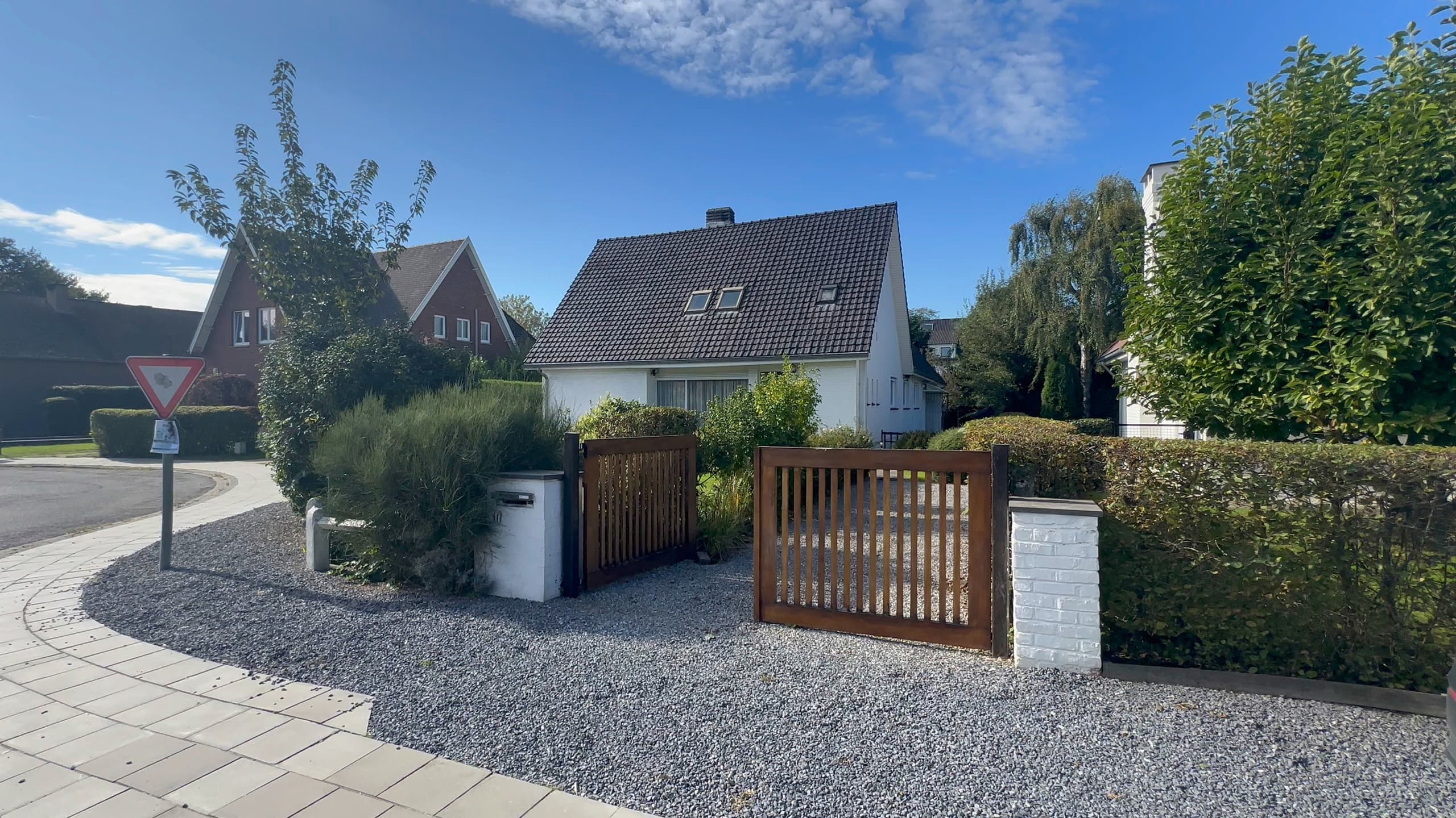 Villa, Avenue Prince Charles — Waterloo